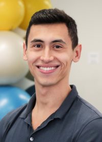 Alex R website bio photo alex restrepo, toronto physiotherapist